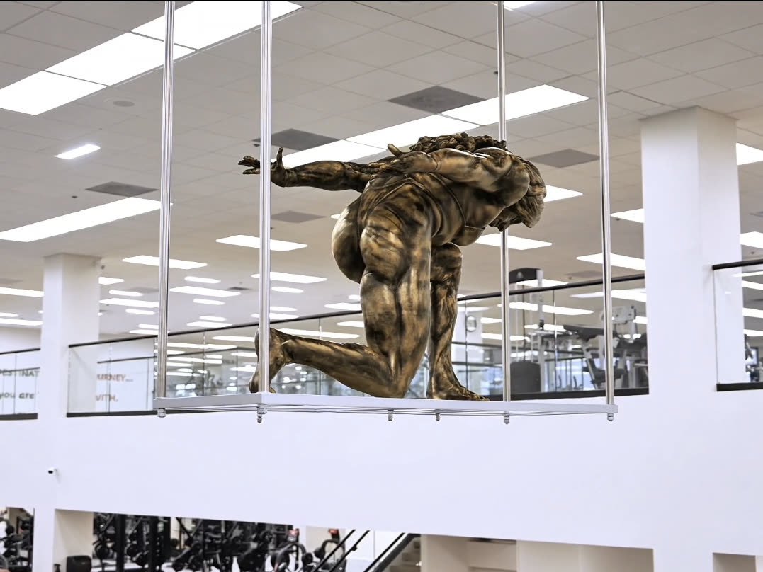 Olympia champion Sarah Villegas statue